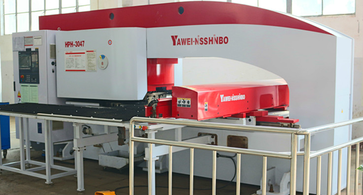 亞威HPH-3047數控轉塔沖床