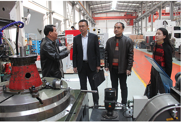 人社部職業(yè)能力建設司綜合處調研員張達一行蒞臨我公司調研企業(yè)技能人才培養(yǎng)工作