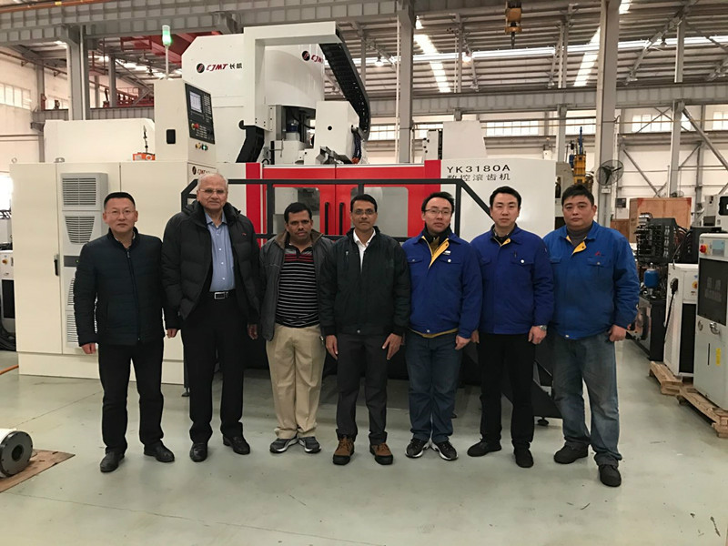 供銷中心一月喜迎開門紅--出口機(jī)床YKS5132H/685、YK3180A/7順利發(fā)貨